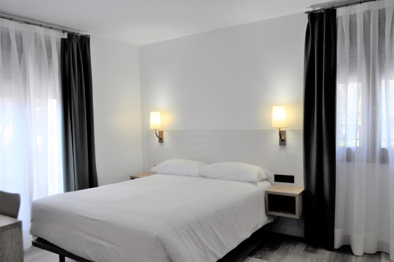 Hostal Restaurante Villa De Brihuega Eksteriør billede